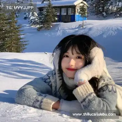 蒙炯芊