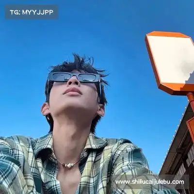 蒙筝眉